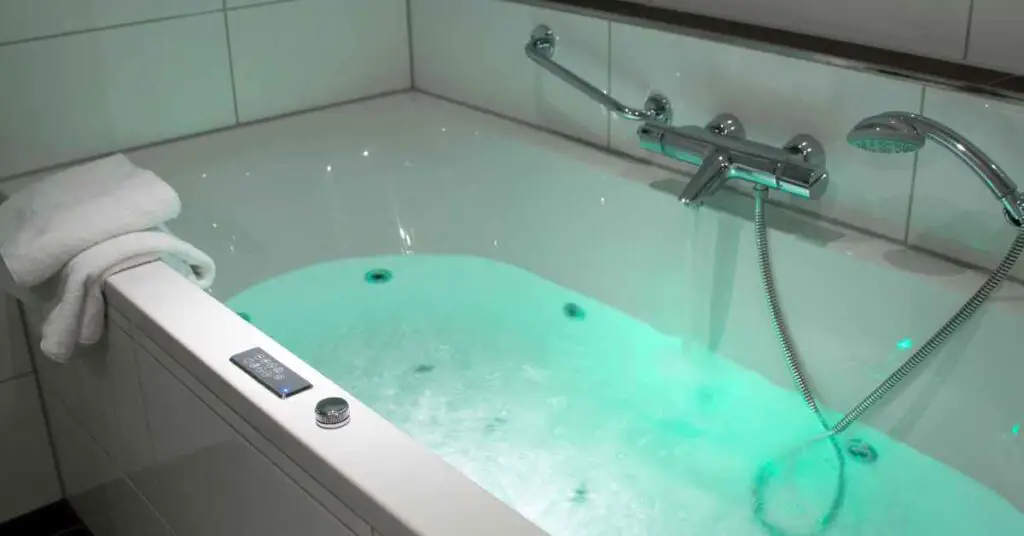 can-you-accidentally-drown-in-a-bathtub-8-things-to-know