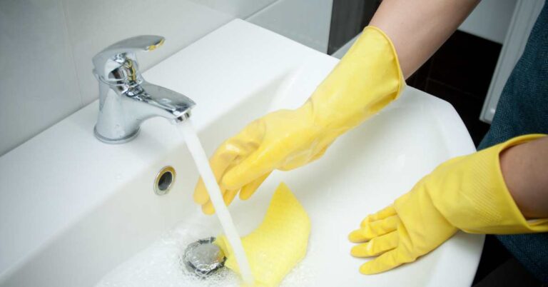 can-you-put-boiling-water-in-bathroom-sink-how-bathroom