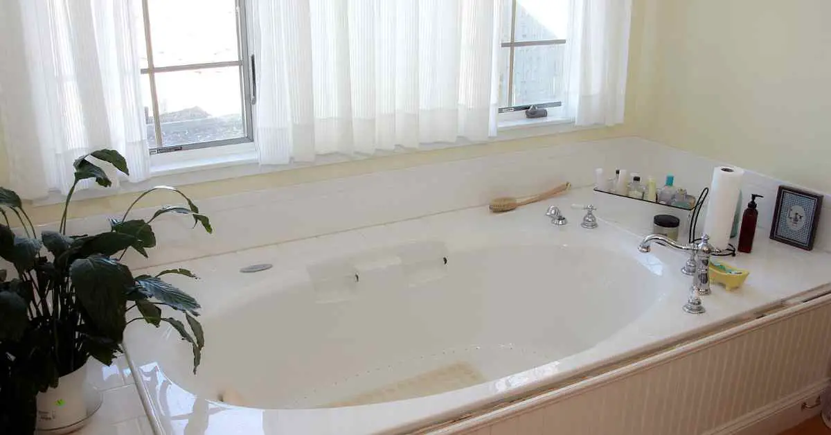 How to Get Rid of Bathtub Reglazing Smell?