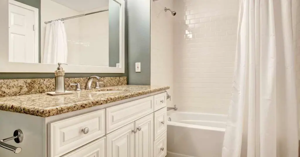 How to Paint Bathroom Countertops to Look Like Granite?