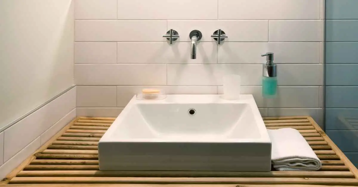 Are Square Bathroom Sinks in Style?