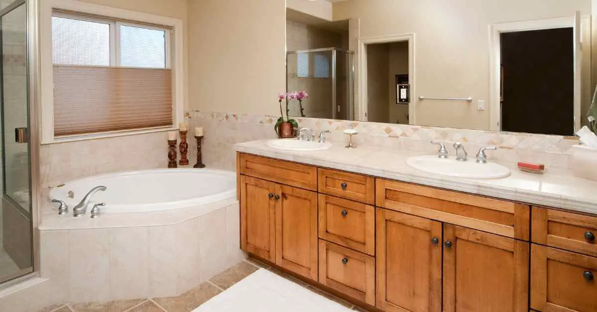Can You Mix Cabinet Colors in Bathroom?