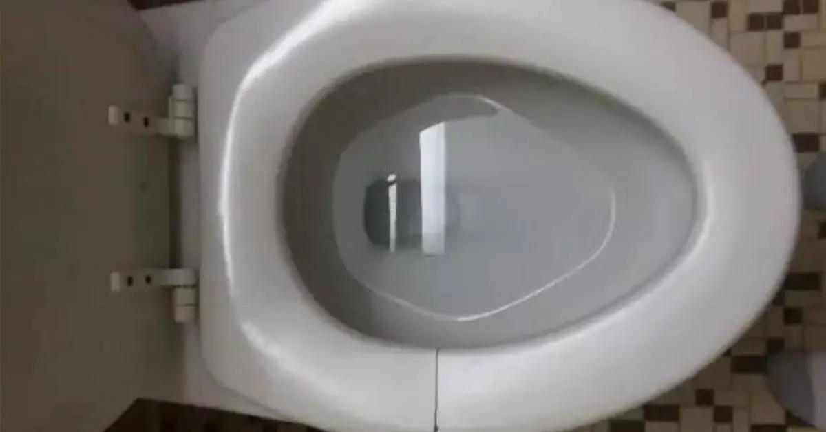 Is a Cracked Toilet Bowl Dangerous?